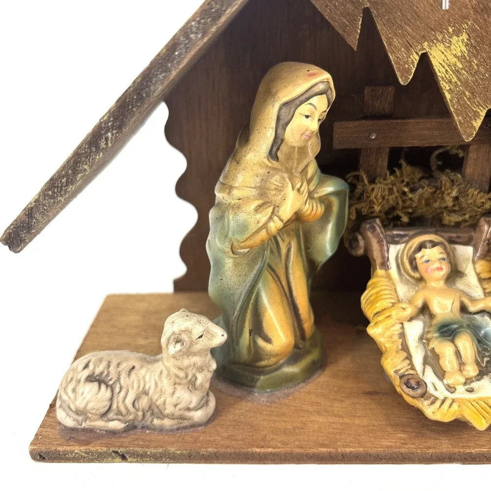 The Unbranded Brand vintage nativity